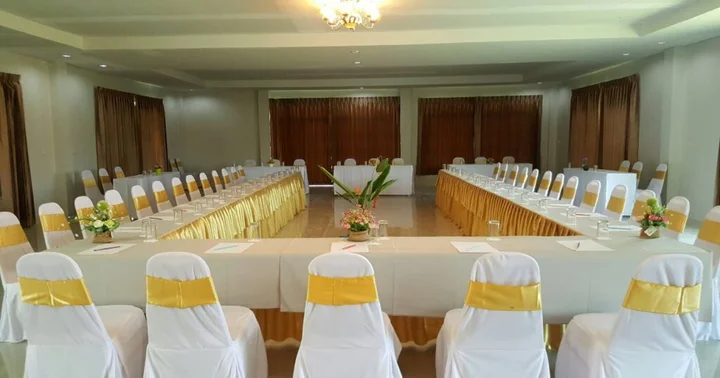 Нонг Нам Дэнг: Thongsathit Hill Resort Khao Yai