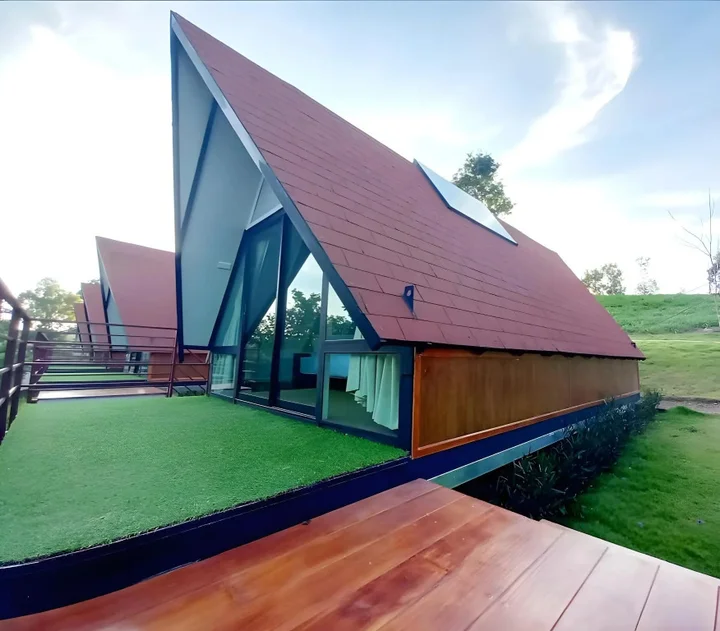 Нонг Нам Дэнг: Thongsathit Hill Resort Khao Yai