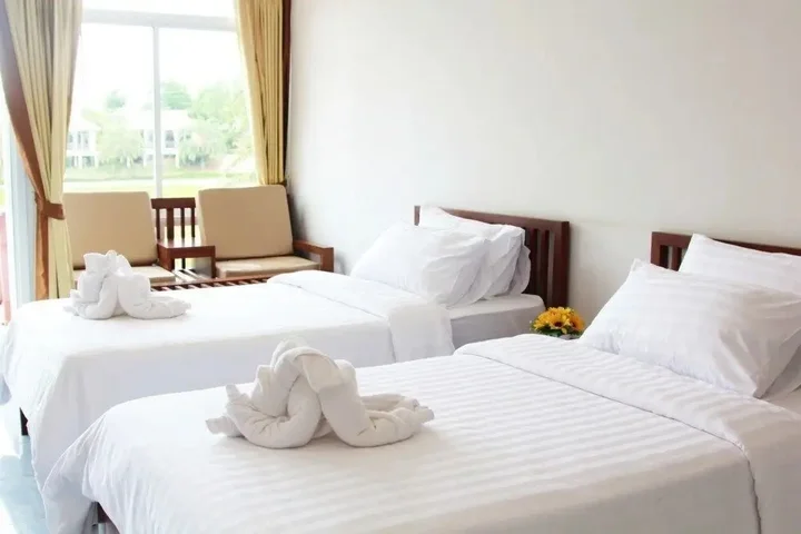 Нонг Нам Дэнг: Thongsathit Hill Resort Khao Yai