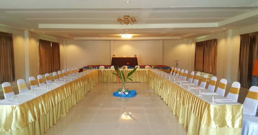 Нонг Нам Дэнг: Thongsathit Hill Resort Khao Yai