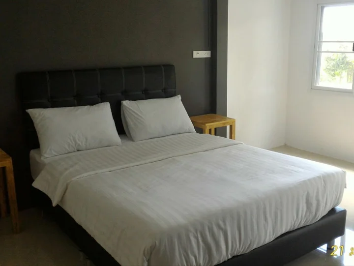 Накхонситхаммарат: Loftel at Nakhon