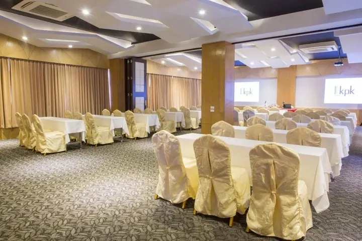 Садао: M Hotel Danok