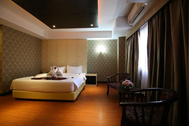 Садао: M Hotel Danok