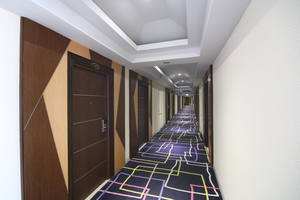 Садао: M Hotel Danok