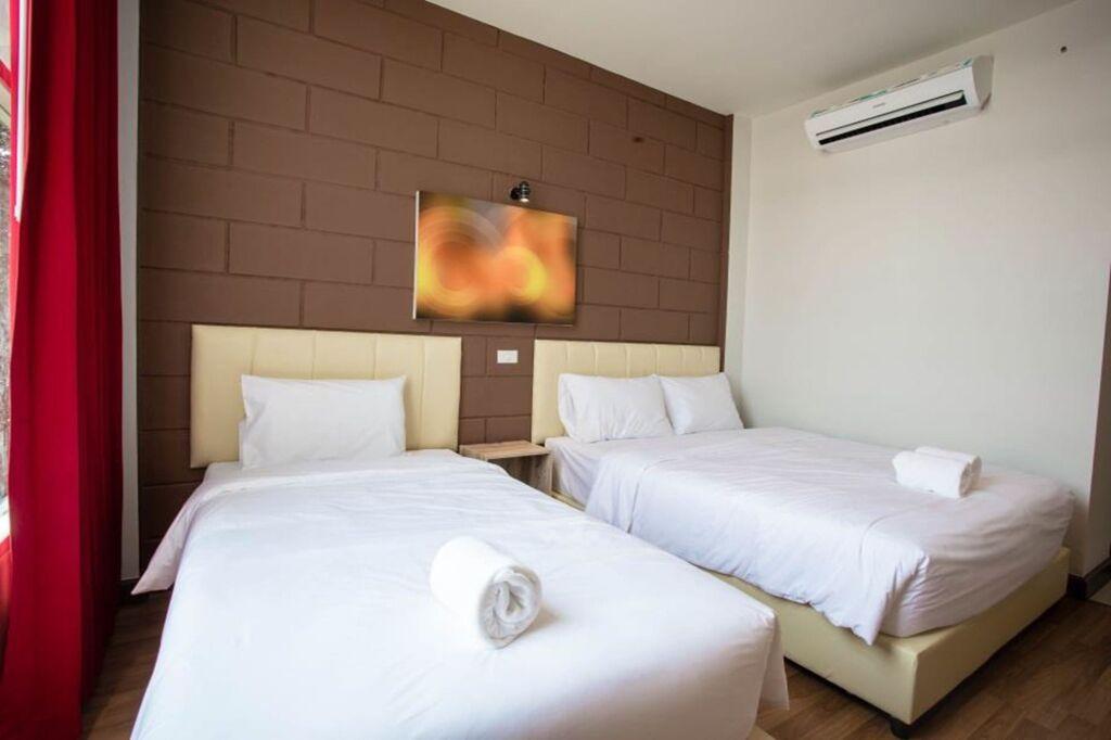 Бури Рам: The Zell Budget Hotel Buriam