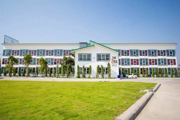 Бури Рам: The Zell Budget Hotel Buriam