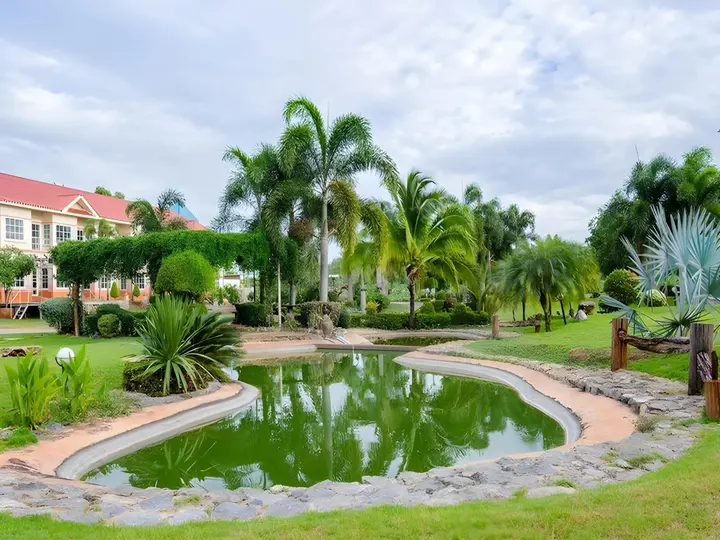 Нонг Нам Дэнг: Suannoina Resort
