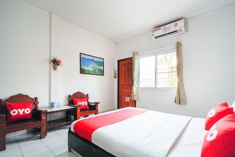 Саттахип: OYO 654 Samanmit Inn Hotel