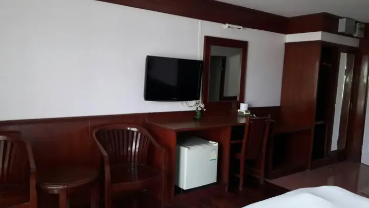 Лопбури: Rawanda Resort Hotel