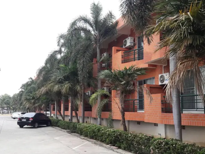 Лопбури: Rawanda Resort Hotel