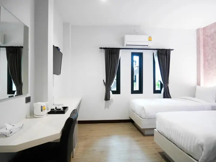 Нанг-Ронг: Socool Grand Hotel
