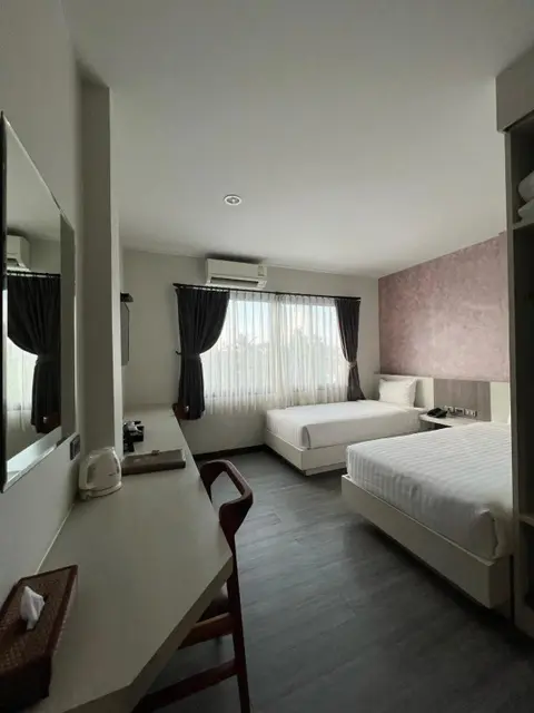 Нанг-Ронг: Socool Grand Hotel