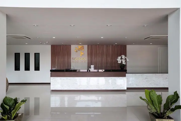 Нанг-Ронг: Socool Grand Hotel