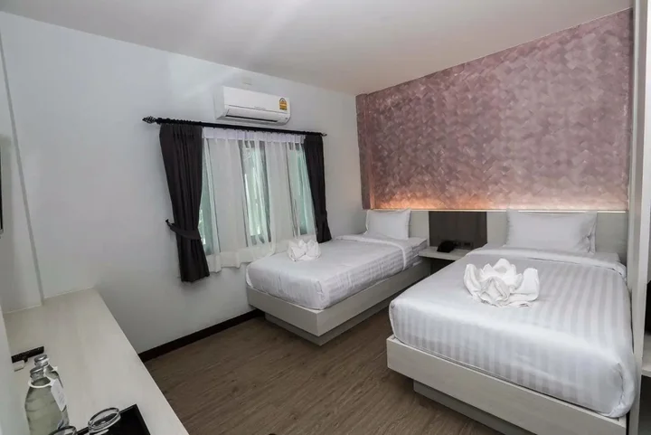 Нанг-Ронг: Socool Grand Hotel