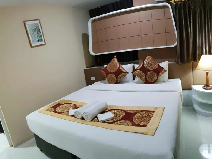 Бангкок: Top High Airport Link Hotel