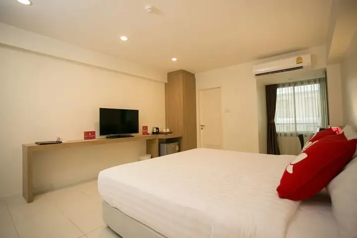 Бангкок: ZEN Premium Santiphap Park