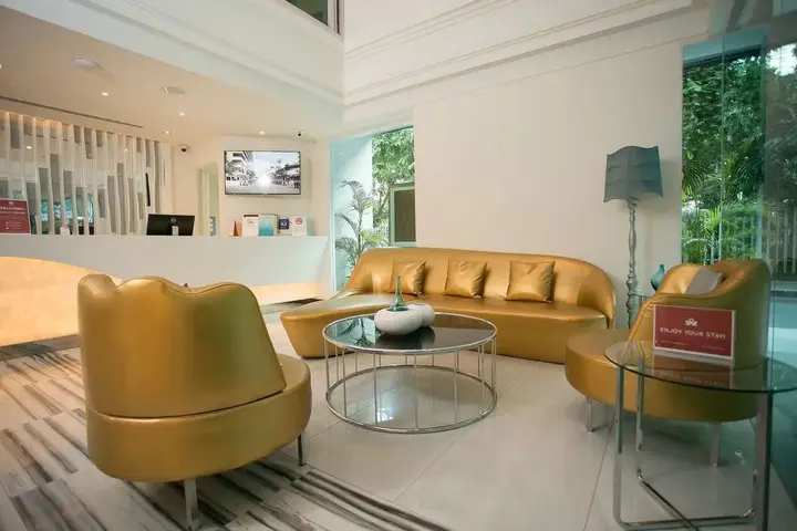 Бангкок: ZEN Premium Santiphap Park