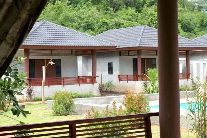 Нонг Нам Дэнг: Khaoyai Nature Life & Tours
