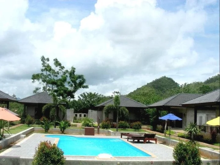 Нонг Нам Дэнг: Khaoyai Nature Life & Tours