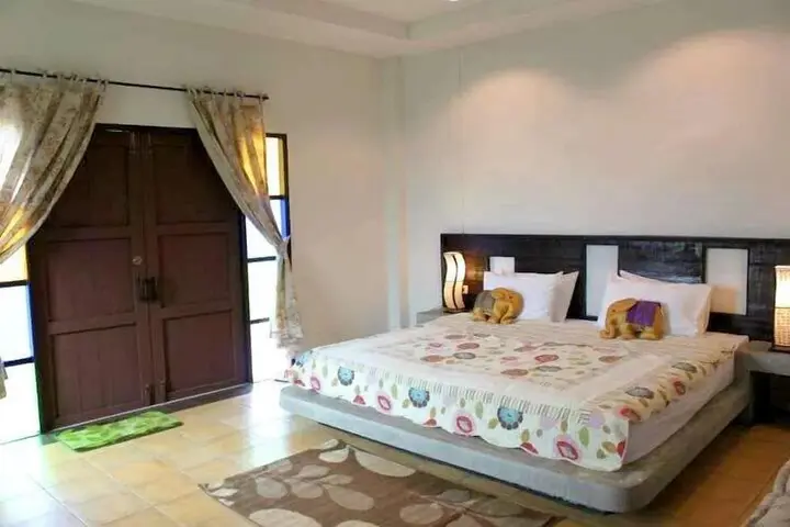 Нонг Нам Дэнг: Khaoyai Nature Life & Tours