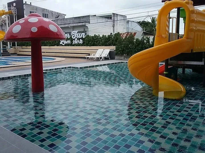 Кхэм Сон: Lom Sak Nattirat Hotel