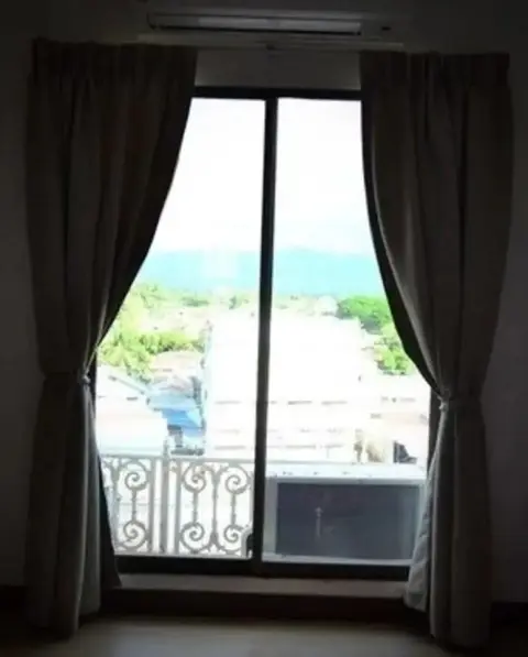 Кхэм Сон: Lom Sak Nattirat Hotel