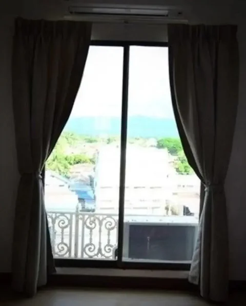 Кхэм Сон: Lom Sak Nattirat Hotel