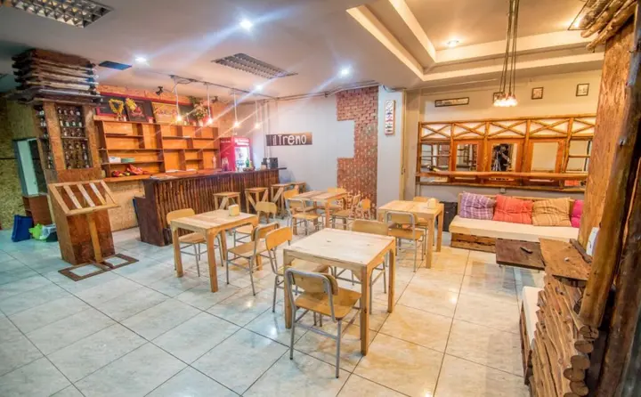 Аюттхая: Il Treno Hostel