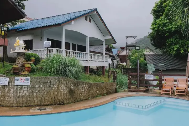 Муанг: Kataonsea Bungalows