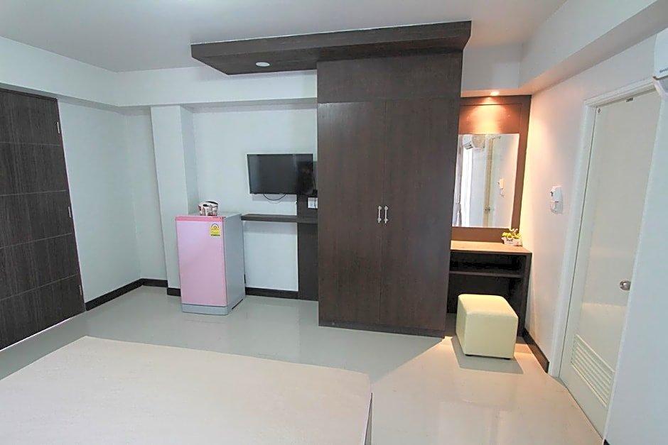 Канчанабури: Milano Place