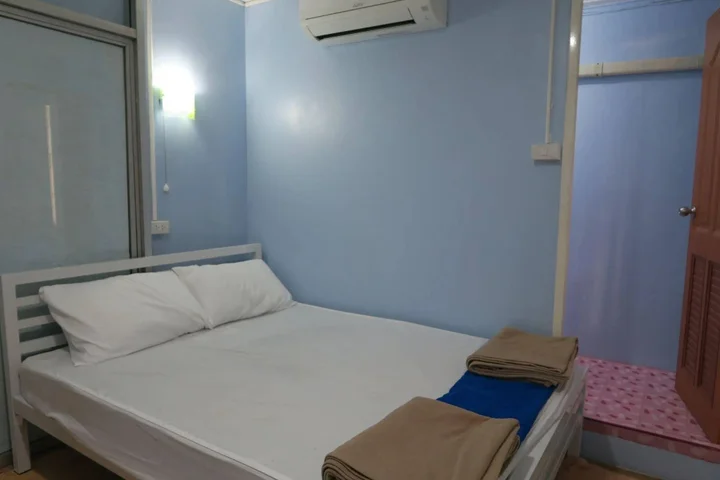 Бангкок: Red Lips Hostel