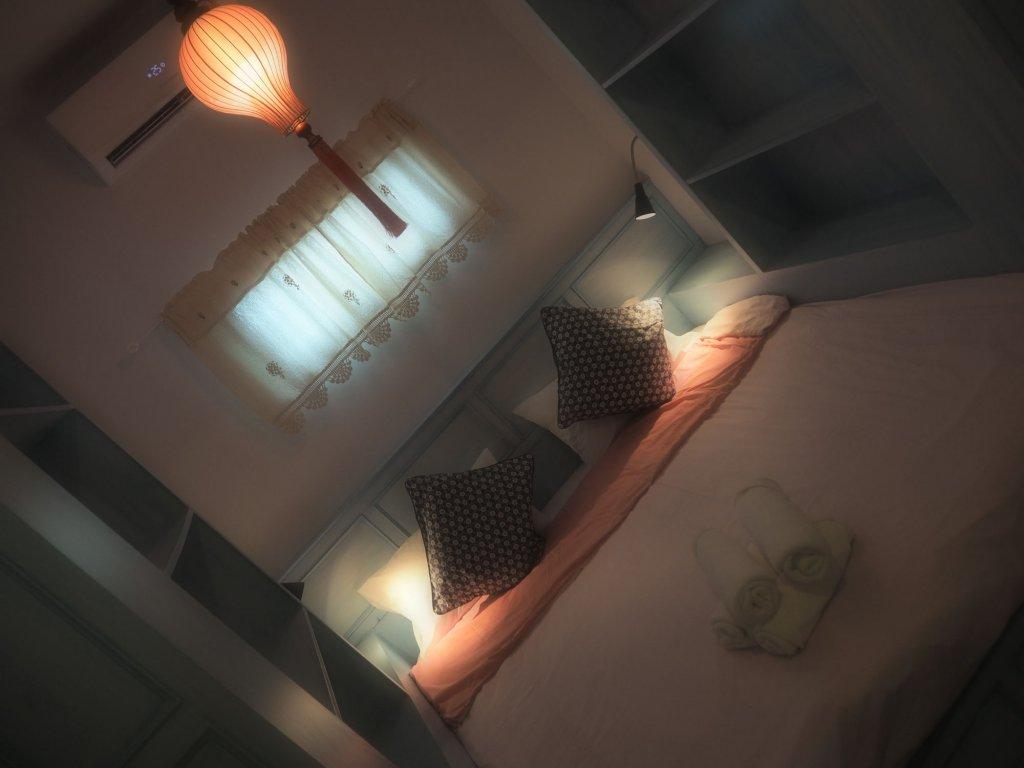 Тхаланг: The Luna Hostel