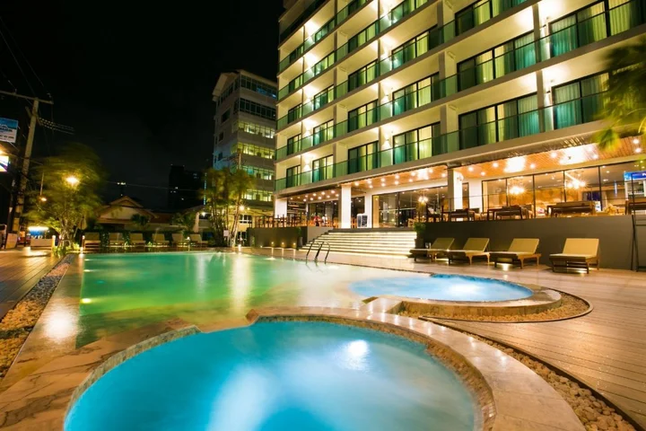 Паттайя: Zand Morada Pattaya
