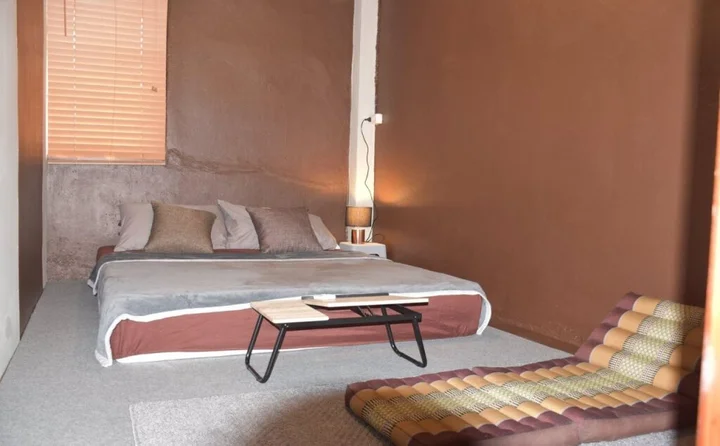 Бангкок: Empo Hostel at 30 Onnut