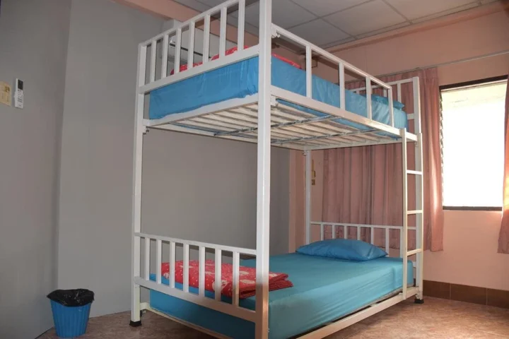 Бангкок: Empo Hostel at 30 Onnut