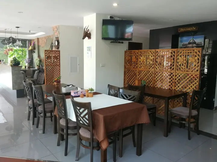 Лопбури: Narai Iyara Palace Lopburi