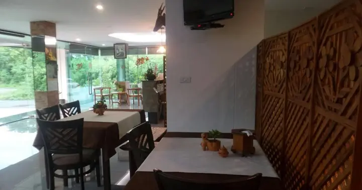 Лопбури: Narai Iyara Palace Lopburi
