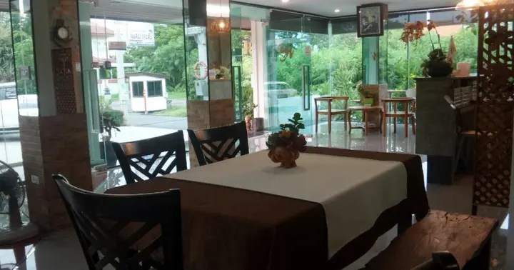 Лопбури: Narai Iyara Palace Lopburi