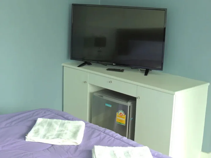 Кату: California Wings and Pizza Hotel