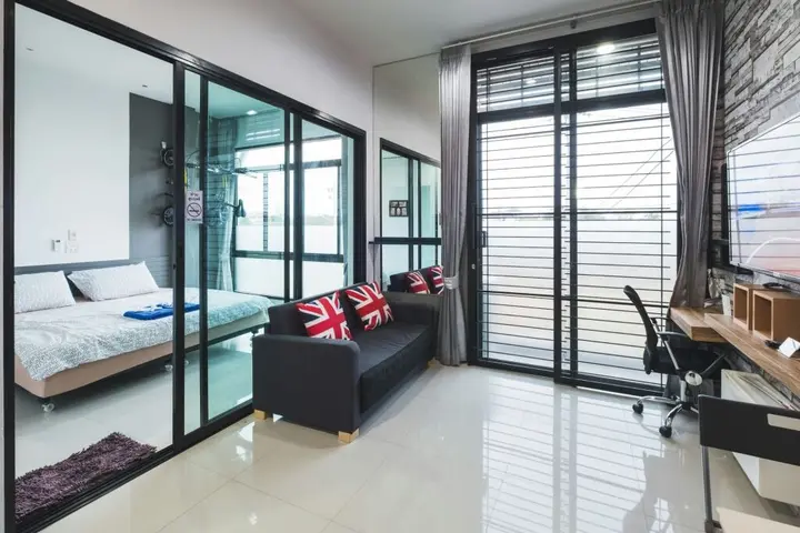 Кхлонг-Янг: The Smart Hostel