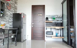 Кхлонг-Янг: The Smart Hostel