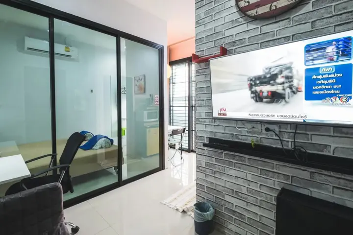 Кхлонг-Янг: The Smart Hostel