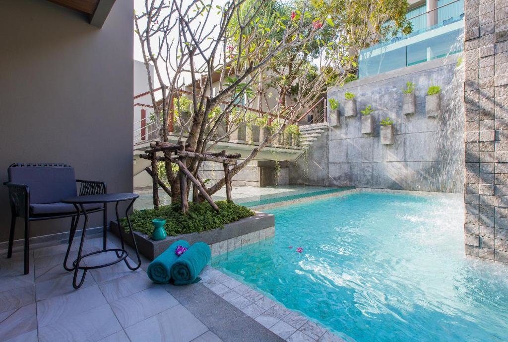 Кату: Fusion Suites Phuket Patong