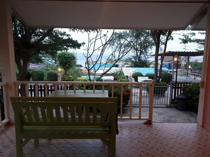 Ко-Лан: Insook Ko Larn Guesthouse