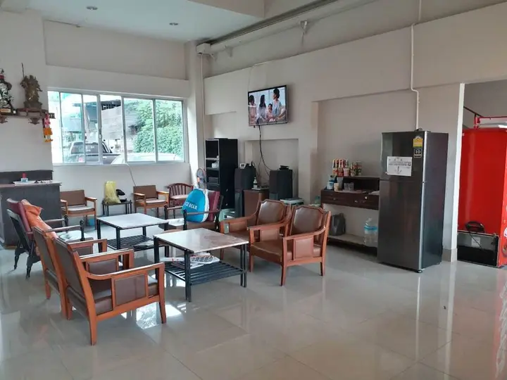 Пак-Чонг: New Wanchai Hotel Pakchong