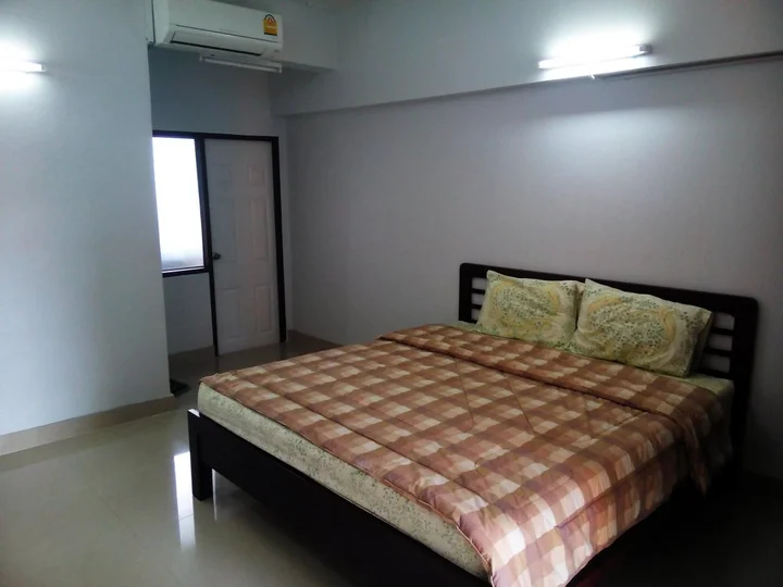 Пак-Чонг: New Wanchai Hotel Pakchong