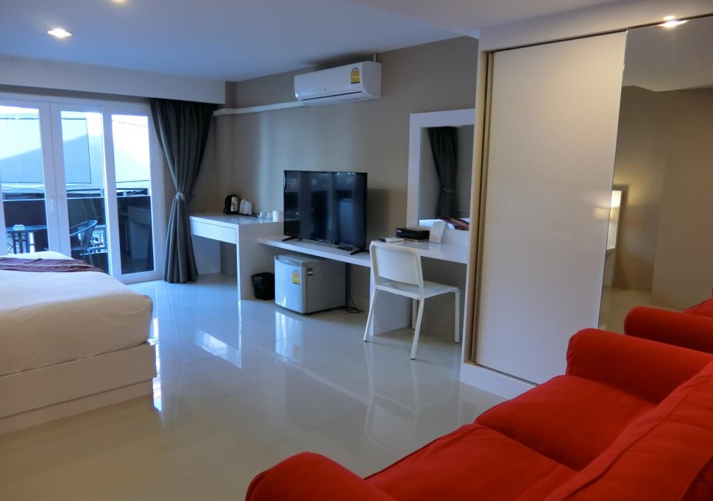 Паттайя: crystal suites pattaya