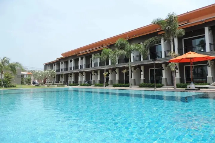 Чаам: P' Private Resort Cha Am