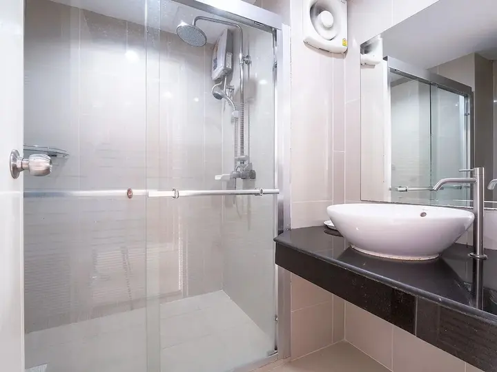 Бангтхорат: Taweesuk Residence