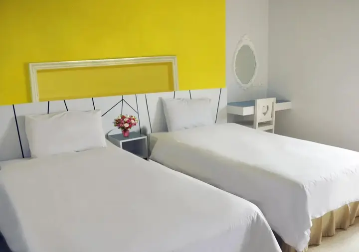 Кхлонг-Янг: Hotel B